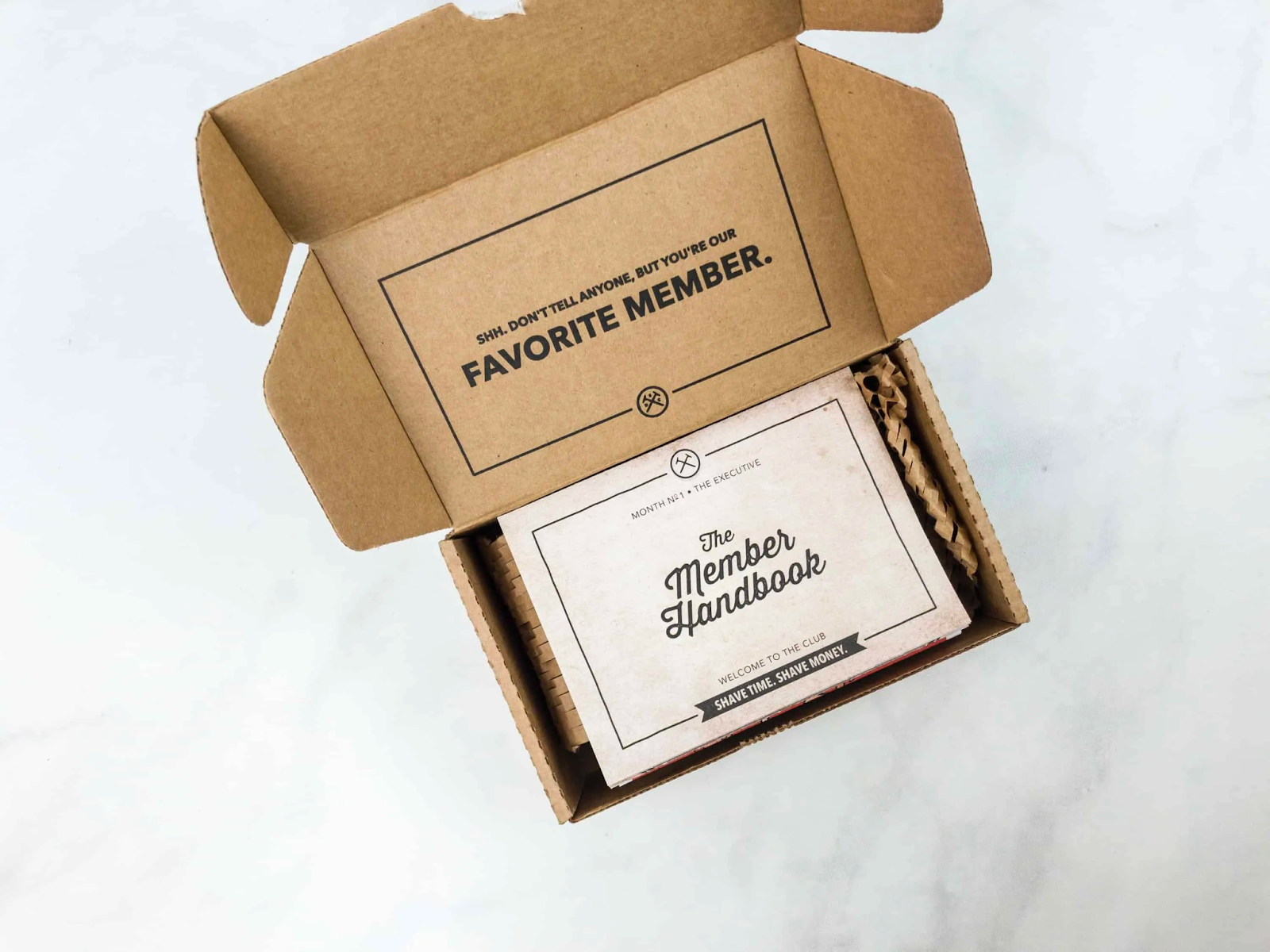 Appstle | eCommerce subscription examples: Lessons from Dollar Shave Club Subscription Box Appstle | eCommerce subscription examples: Lessons from Dollar Shave Club Subscription Box